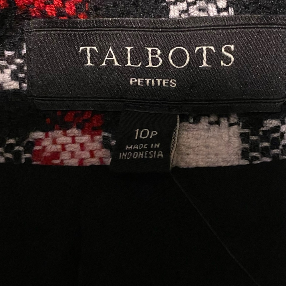 Women’s Talbots Petite Chic Red and Black Plaid Pencil Skirt NWT - Picture 7 of 10